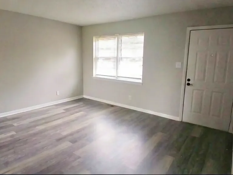 Pet Friendly Apartments in Pulaski, TN | Updated 1, 2, and 3 Bedrooms Available — Photo 6