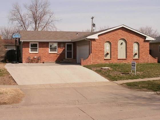 1st image of 2676 Belmont Blvd