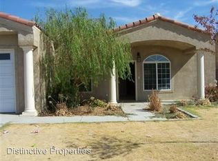 2802 Pinheiro Ct, Bakersfield, CA 93313