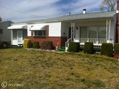 2nd image of 124 Hollywood Dr