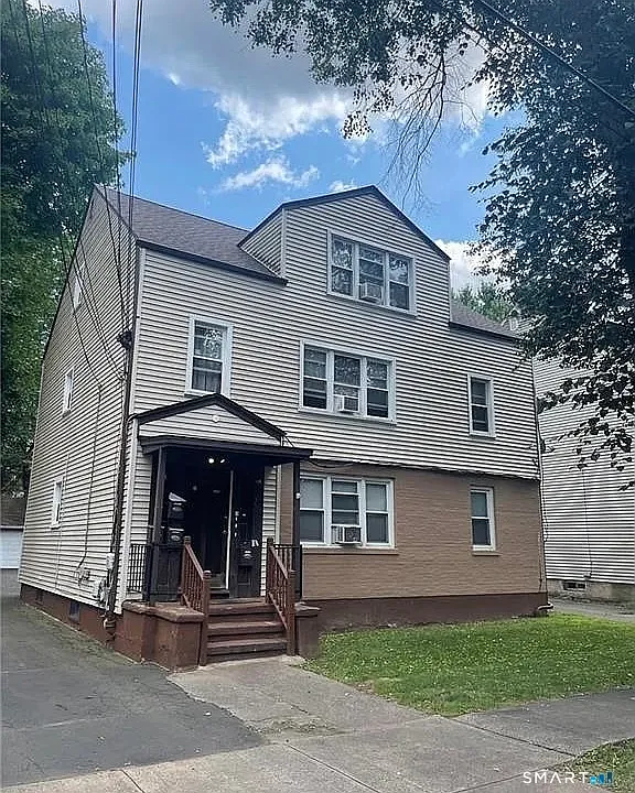 35 Goodyear St #3