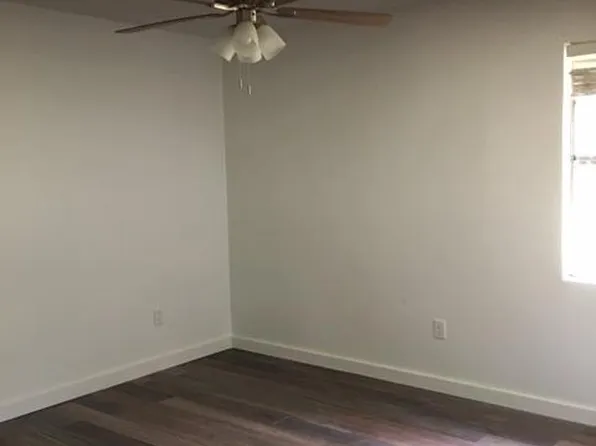 6798 Red Oak Cir, Athens, TX 75752