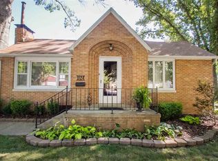 1124 Clinton St, Lincoln, IL