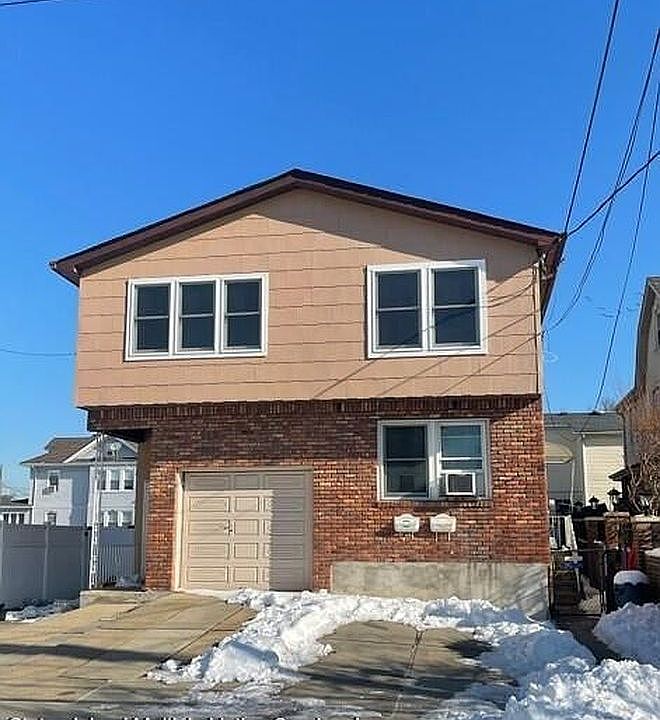 1st image of 401 Guyon Ave