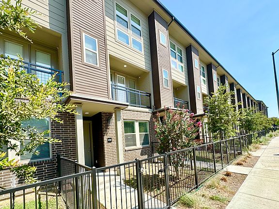 2nd image of 4024 McEwen Dr #4106
