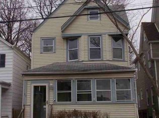 27 Myrtle St, Bloomfield, NJ 07003