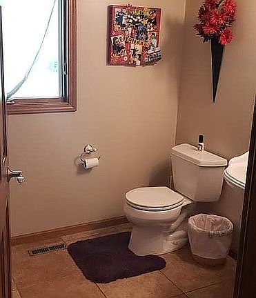 Powder room 