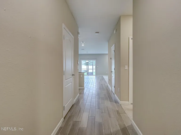 10386 Pavnes Creek Dr — Photo 6