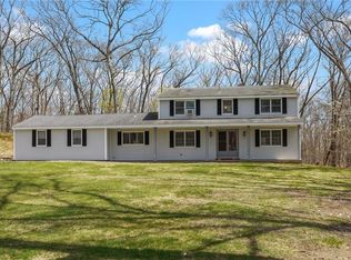 18 Secluded Ct, Cumberland, RI 02864