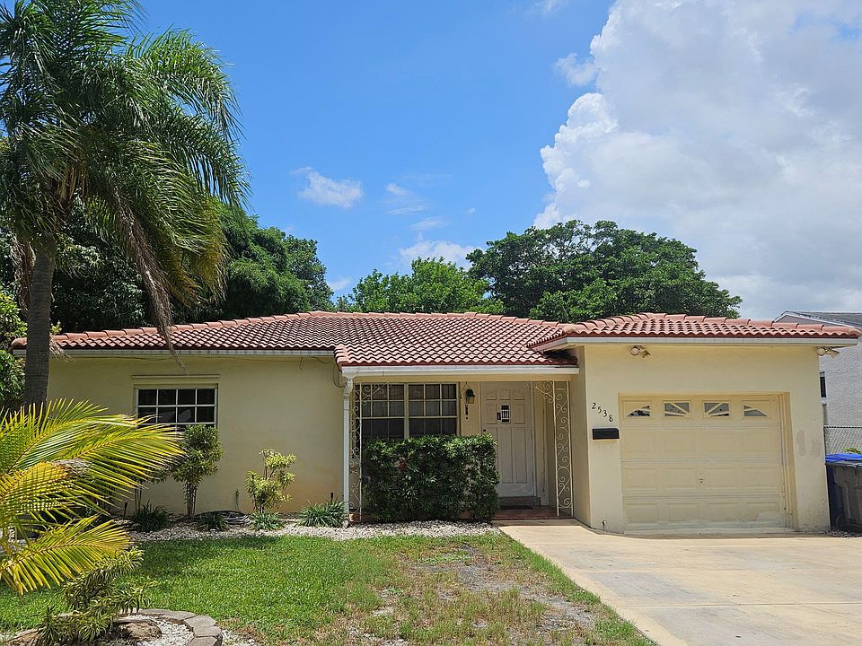 1st image of 2538 Fillmore Street