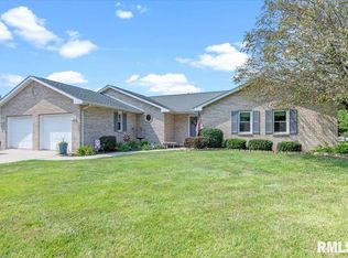 1017 Community Dr, Springfield, IL 62703