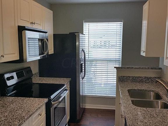 2nd image of 426 Piney Creek Dr