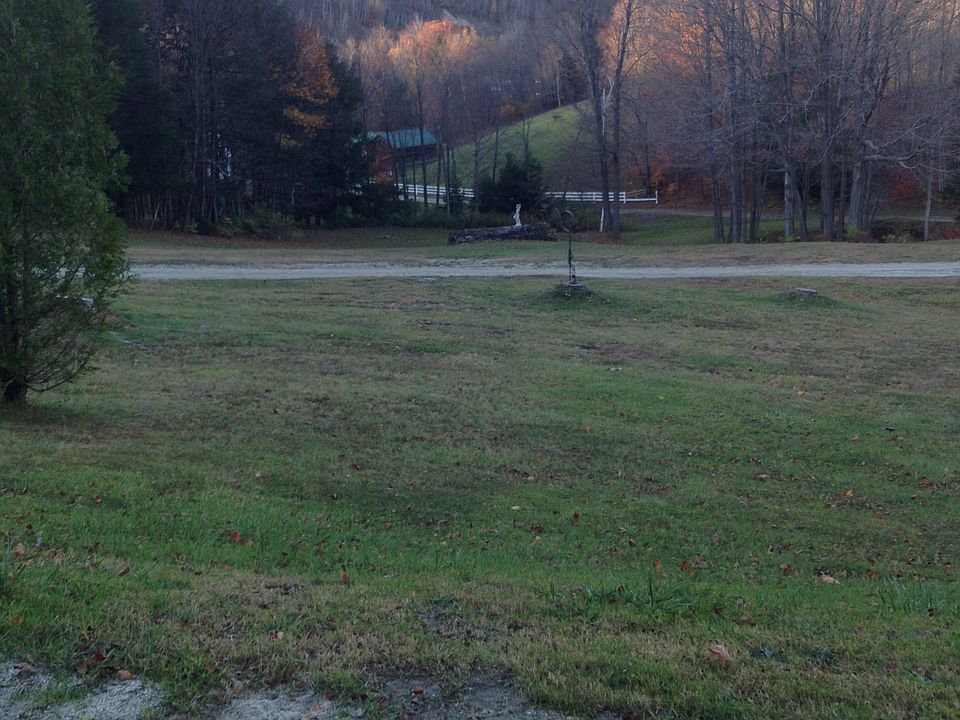 2nd image of 12 Wilbur Ln