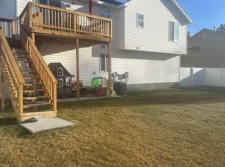 566 Newmark Dr, Tooele, UT 84074