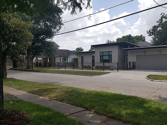 left view from frt. of house