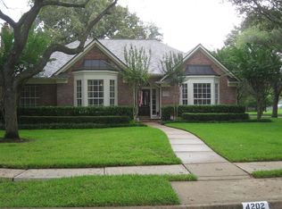 4202 Green Hills Cir, Sugar Land, TX 77479