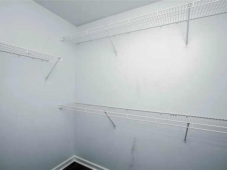 438 Privet Cir — Photo 33