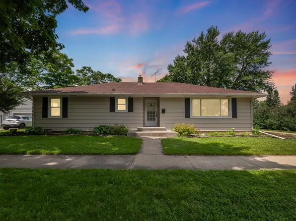 1413 N Gillett St, Appleton, WI 54914
