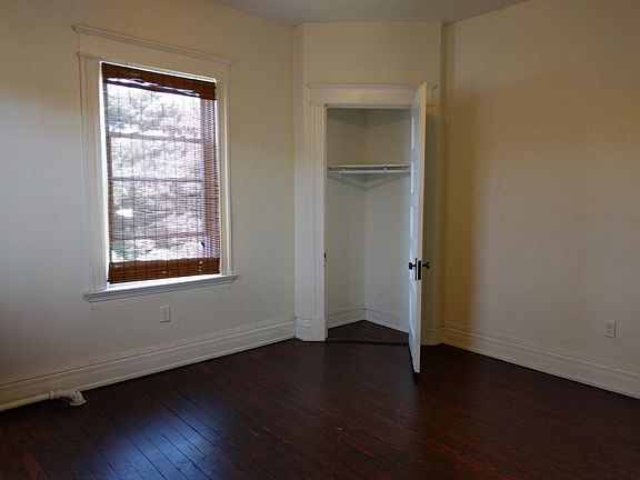 5th image of 16 Wallace Ave Unit B