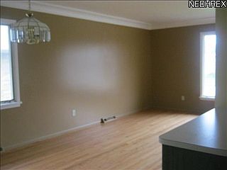 3rd image of 4736 Sunny Ln