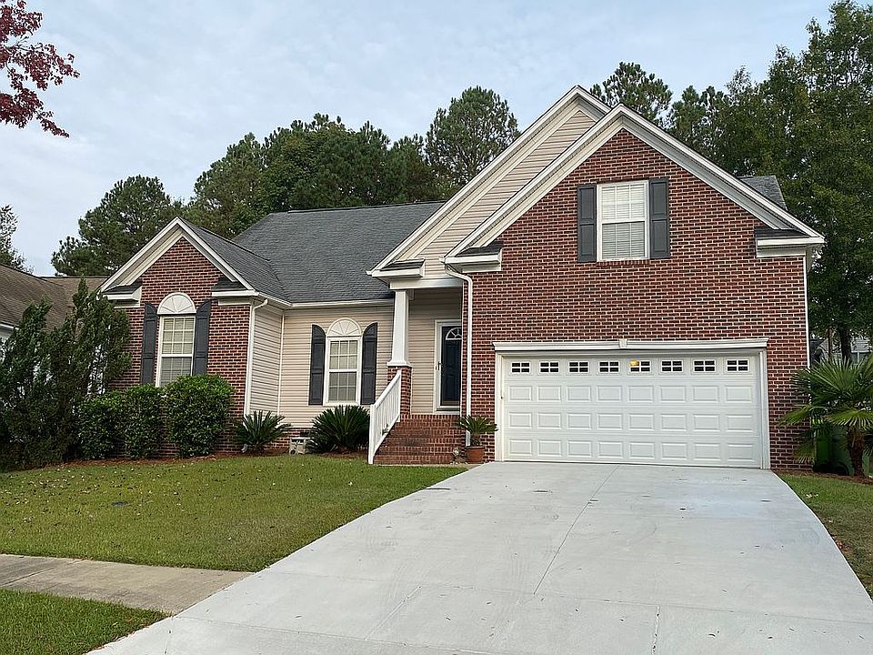 2nd image of 105 Blackstone Dr
