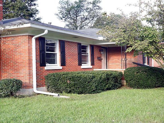 2nd image of 744 Mount Vernon Dr