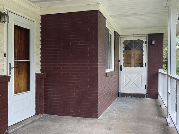 2nd image of 127 Bluejay Way
