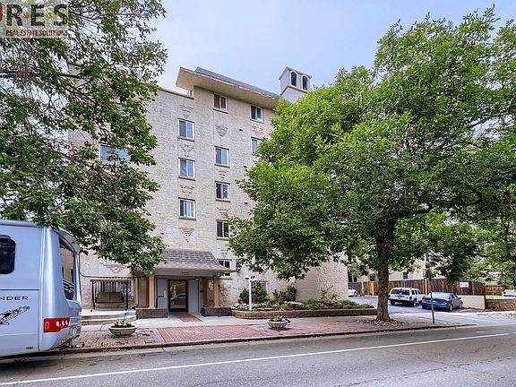 2nd image of 1125 N Washington St APT 502