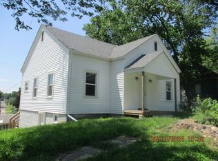 202 Wehrman St, Louisiana, MO 63353