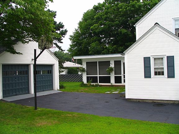 Side with Garage and Porch