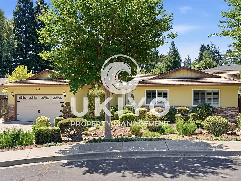 645 Keith Ct — Photo 64