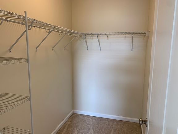 5th image of 21031 Brunswick Ln