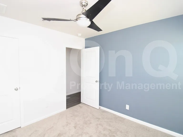 286 E Bobcat Pl — Photo 15