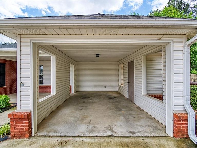 Hillendale Senior Community Apartments - Cartersville, GA | Zillow