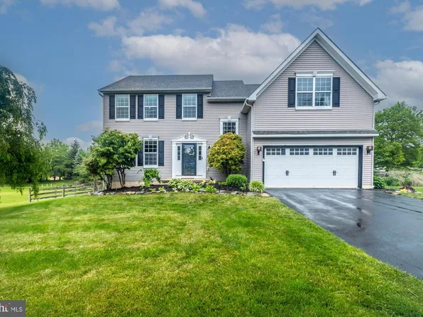 222 S Cowan Rd, Parkesburg, PA 19365