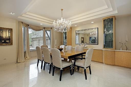 5th image of 2879 Woodmere Dr