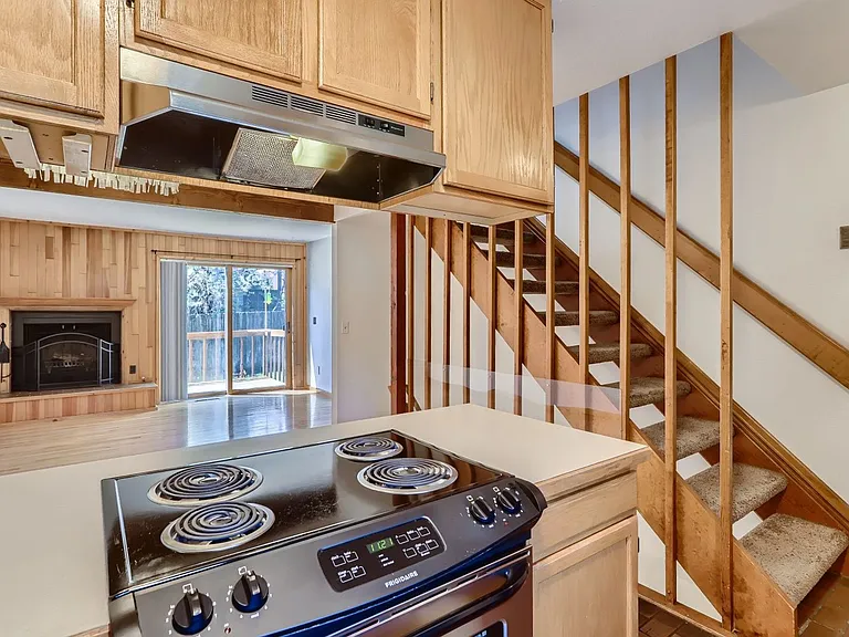 3304 Hickok Pl — Photo 5