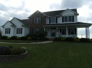 9375 Columbus Rd NE, Louisville, OH 44641