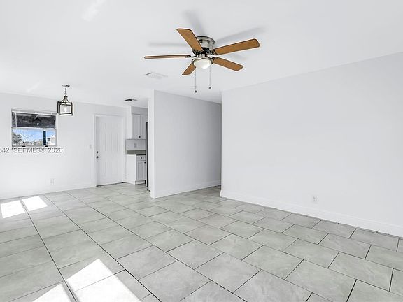 3rd image of 1296 W 36th St