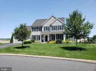 79 Hillside Rd, Mechanicsburg, PA 17050