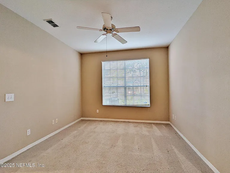 13700 Richmond Park Dr N #1002 — Photo 2
