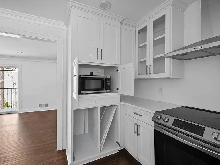 1744 Woodcliff Pl NE — Photo 14