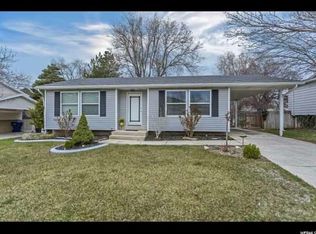 869 E Hollyhock Ave, White City, UT 84094