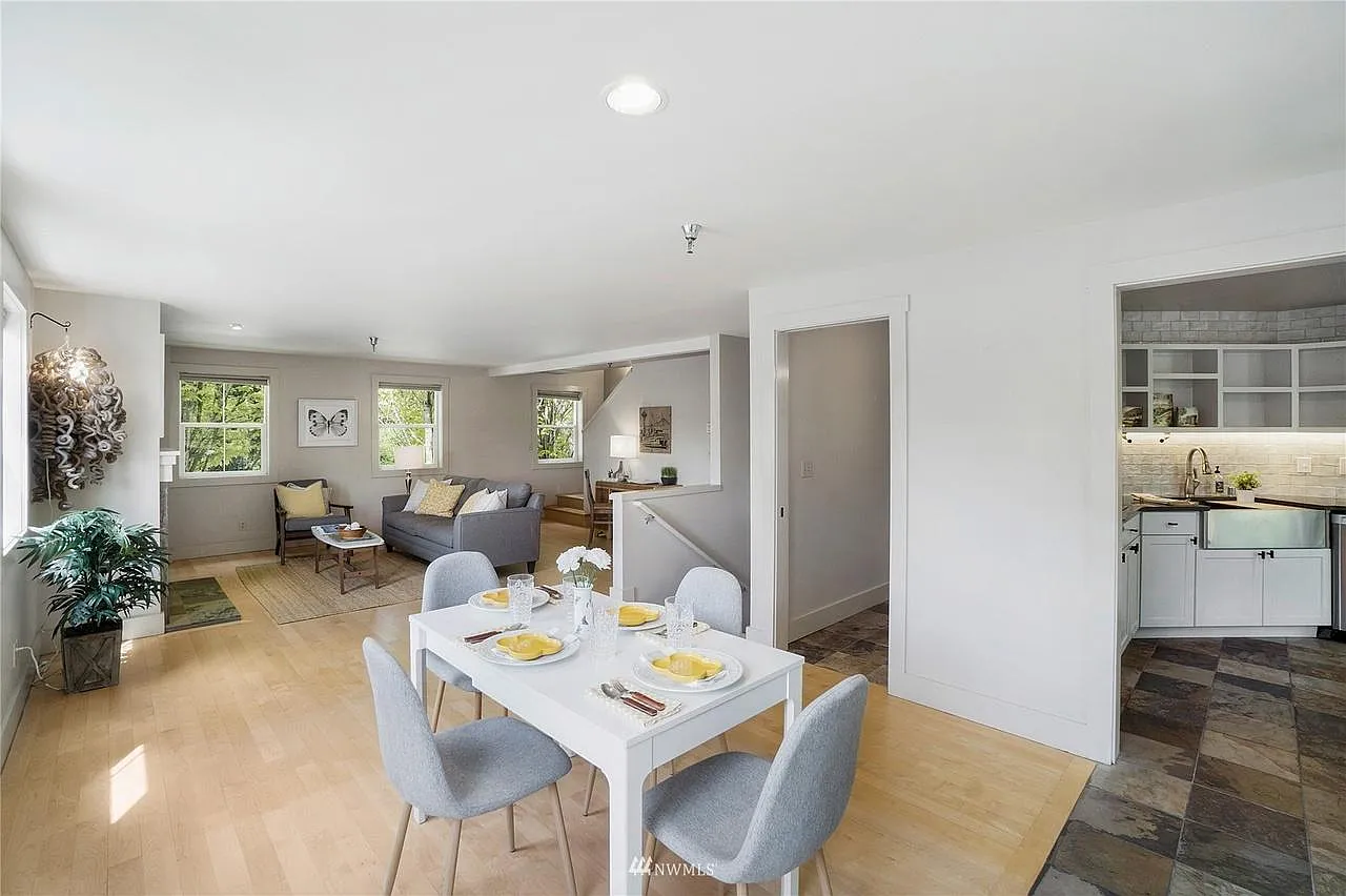 2 bed, 1545 sqft, $3,350 — Photo 3