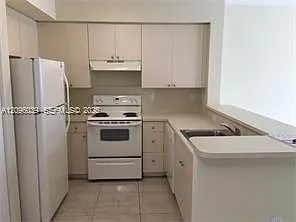 11050 SW 196th St — Photo 3