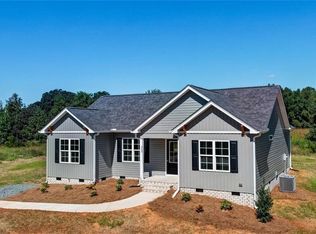 523 Grooms Rd, Reidsville, NC 27320