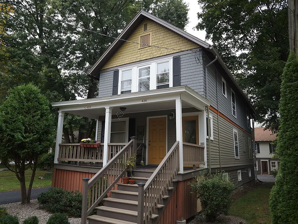 426 N Titus Ave