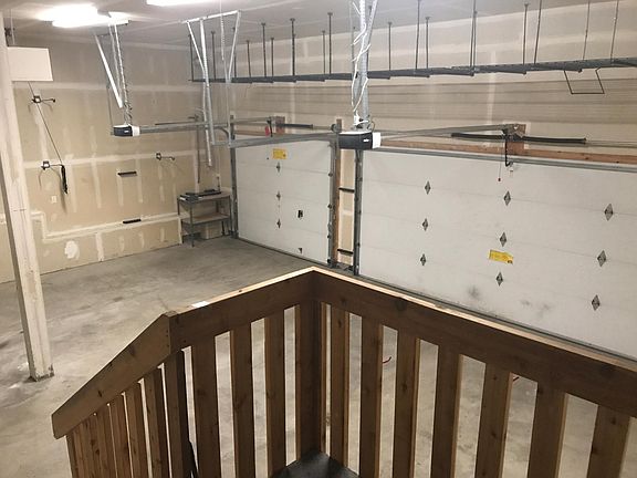 3 car, heated garage