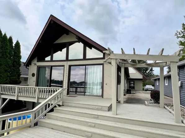 2101 Westside Rd, Rochester, IN 46975