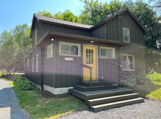 3630 Amber Rd, Syracuse, NY 13215